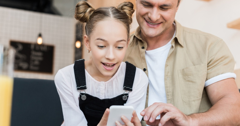 Aplikacja bankowa jako narzędzie edukacji – jak uczyć dziecko oszczędzania przez zabawę? Aplikacja bankowa jako narzędzie edukacji – jak uczyć dziecko oszczędzania przez zabawę?
