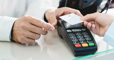 Podwójne obciążenie karty płatniczej – co zrobić krok po kroku?