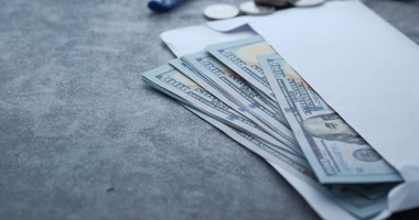 Oszczędzanie metodą kopertową – jak działa i jak ją wprowadzić w życie